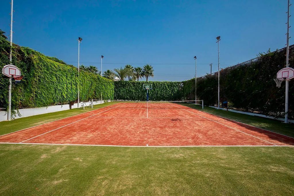 Lordos Beach Hotel & Spa Larnaca Resort