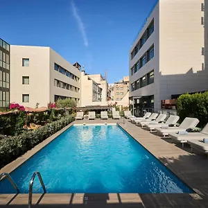 https://catalonia-ramblas.topbarcelonahotels.com
