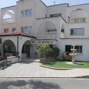 Tsialis Aparthotel