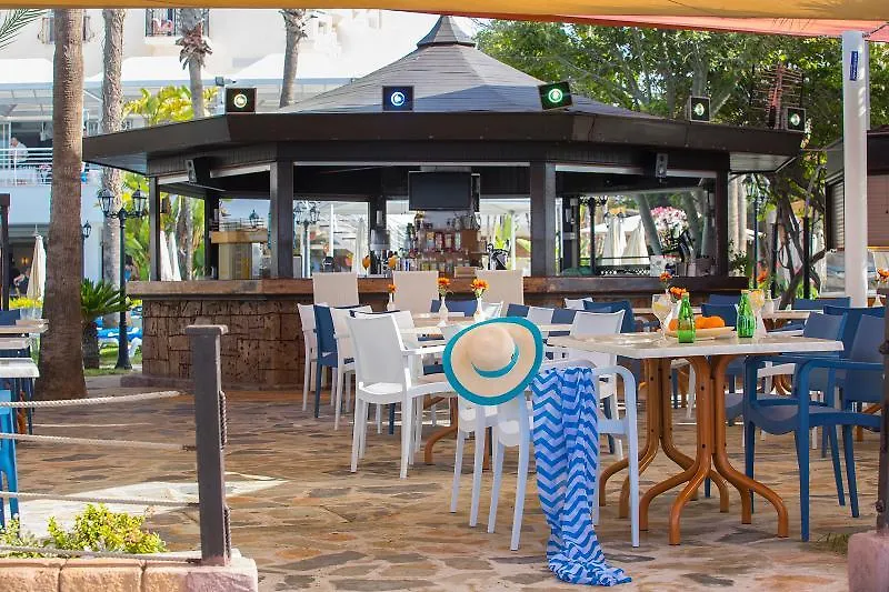 לרנקה Lordos Beach Hotel & Spa אתר נופש